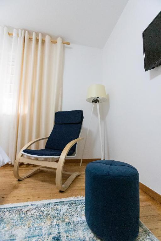 Light-2 Lovely Apartment In Tirana Bagian luar foto